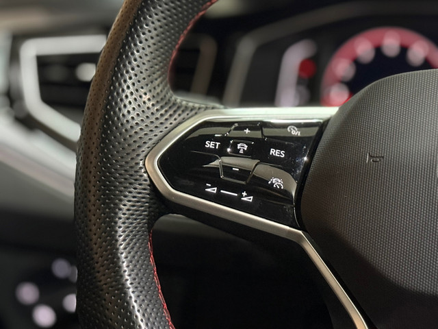 Volkswagen Polo 2.0 TSI GTI | Pano | Matrix LED | 18' inch | Stuurhulp | Camera | Adaptive Cruise |