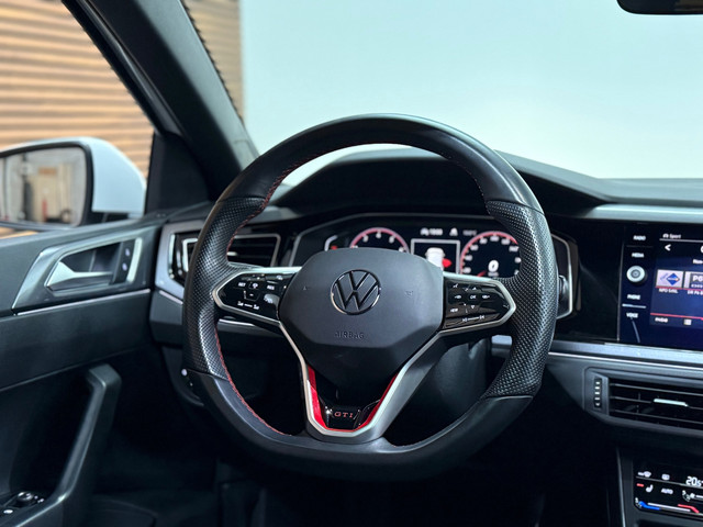 Volkswagen Polo 2.0 TSI GTI | Pano | Matrix LED | 18' inch | Stuurhulp | Camera | Adaptive Cruise |