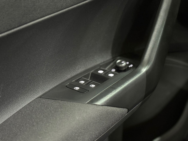 Volkswagen Polo 2.0 TSI GTI | Pano | Matrix LED | 18' inch | Stuurhulp | Camera | Adaptive Cruise |