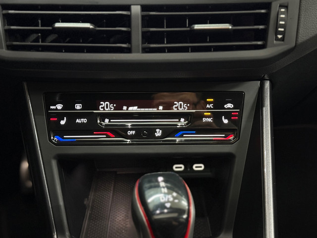 Volkswagen Polo 2.0 TSI GTI | Pano | Matrix LED | 18' inch | Stuurhulp | Camera | Adaptive Cruise |