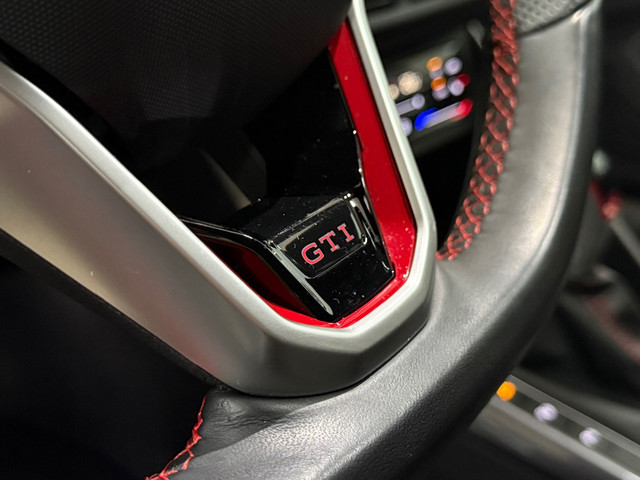 Volkswagen Polo 2.0 TSI GTI | Pano | Matrix LED | 18' inch | Stuurhulp | Camera | Adaptive Cruise |