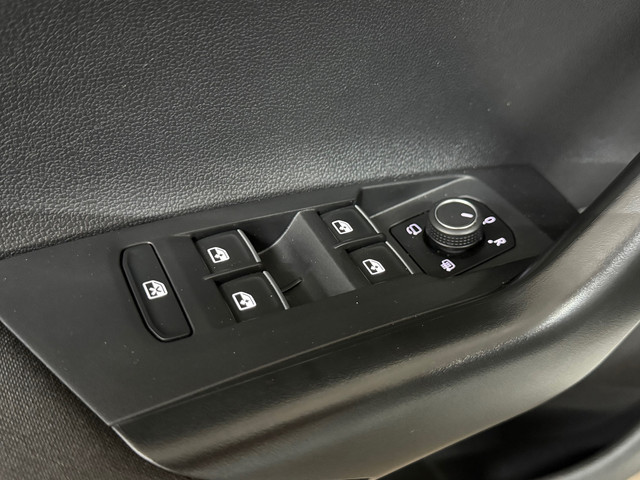 Volkswagen Polo 2.0 TSI GTI | Pano | Matrix LED | 18' inch | Stuurhulp | Camera | Adaptive Cruise |