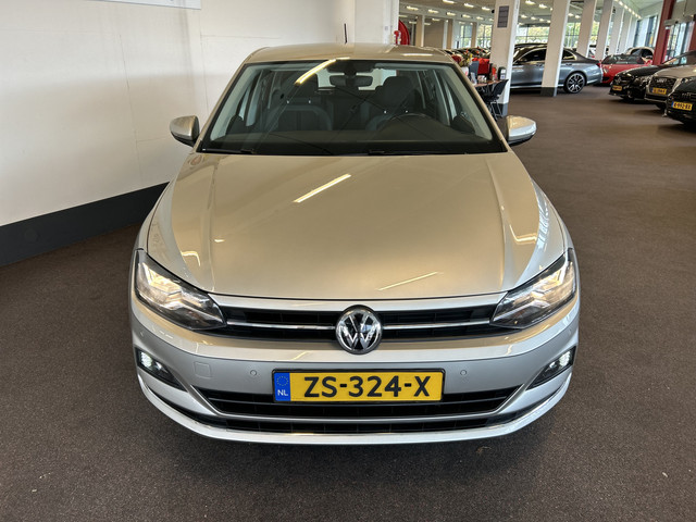 Volkswagen Polo 1.0 TSI Highline | Adaptieve cruise control | Climate control | Adaptief onderstel | Apple carplay | Parkeersensoren v+a | Navig