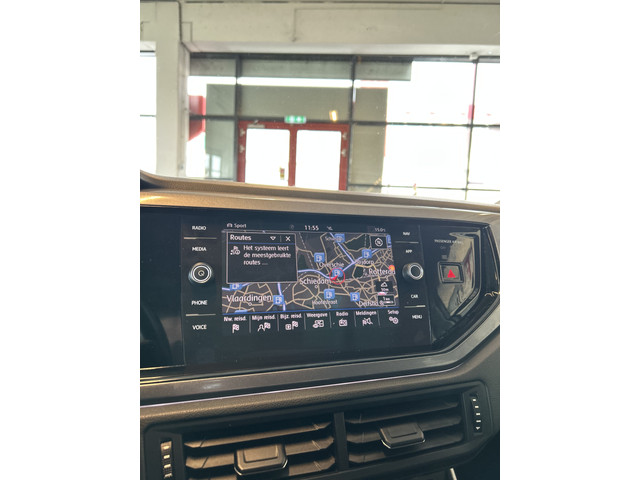 Volkswagen Polo 1.0 TSI Highline | Adaptieve cruise control | Climate control | Adaptief onderstel | Apple carplay | Parkeersensoren v+a | Navig