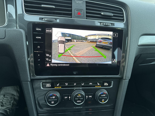 Volkswagen e-Golf e-Golf WARMTEPOMP| DODE HOEK| APPLE CARPLAY ANDROID AUTO| DIG. DASH | CAMERA| STOELVERW. |
