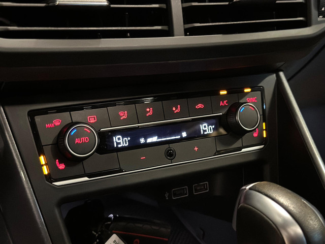 Volkswagen Polo 2.0 TSI GTI|PANO|MAXTON|BOMVOL!