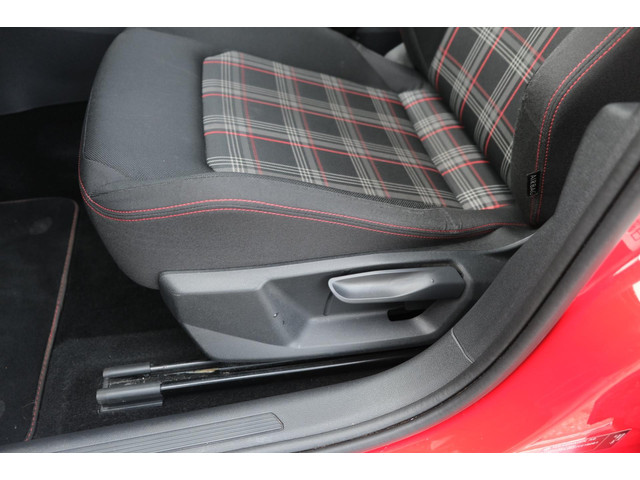 Volkswagen Polo 2.0 TSI GTI DSG 200PK Navi Pano Virtual ACC PDC