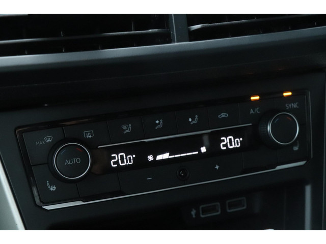 Volkswagen Polo 1.0 TSI Highline | DSG | PDC | Victual Cockpit| Nette auto!