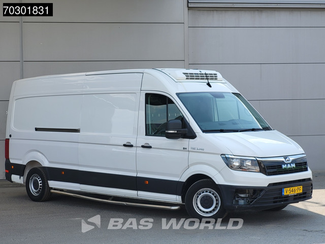 volkswagen-crafter-140pk-bi-temp-koelwagen-vriezer-themo-king-v-300-max-airco-euro6-koel-koeler-vries-khler-khl-khlwagen-frigo-12m3-airco-cruise