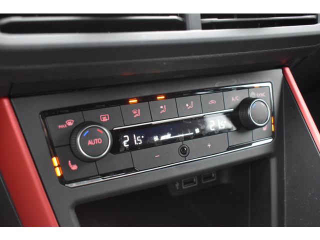 Volkswagen Polo 2.0 TSI GTI Cruise ACC Stoelvw Navi