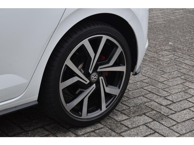 Volkswagen Polo 2.0 TSI GTI Cruise ACC Stoelvw Navi