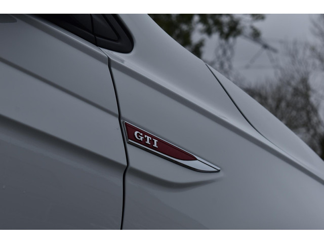 Volkswagen Polo 2.0 TSI GTI Cruise ACC Stoelvw Navi