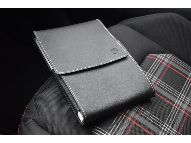 Volkswagen Polo 2.0 TSI GTI Cruise ACC Stoelvw Navi