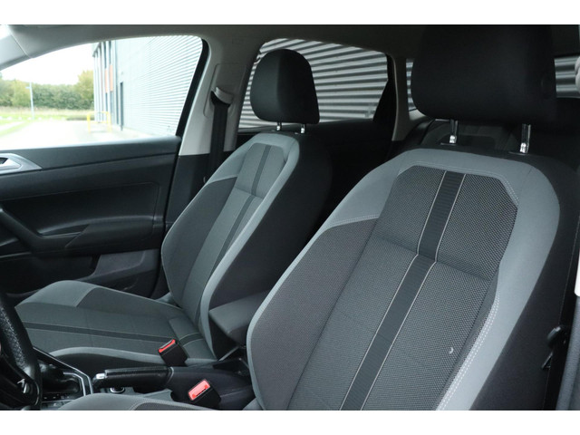 Volkswagen Polo 1.0 TSI Highline | DSG | VIRTUAL.COCKPIT | PDC | Cruise | Nette auto!