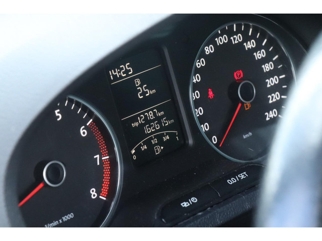 Volkswagen Polo 1.2 TSI Highline | R-Line - 105 PK - NW APK .