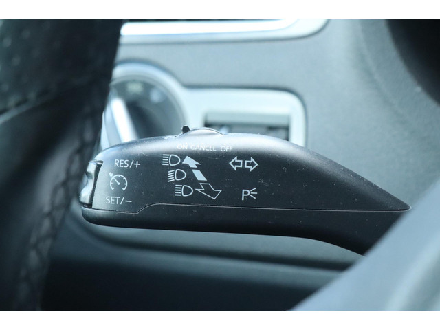 Volkswagen Polo 1.2 TSI Highline | R-Line - 105 PK - NW APK .