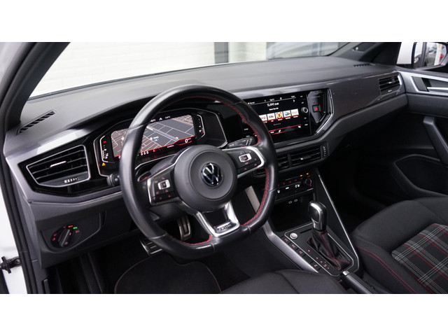 volkswagen-polo-2.0-tsi-gti-automaat-acc-beats-camera-carplay-keyless-led-mode-navigatie-panorama-virtueel