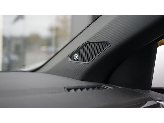 Volkswagen Polo 2.0 TSI GTI AUTOMAAT-ACC-BEATS-CAMERA-CARPLAY-KEYLESS-LED-MODE-NAVIGATIE-PANORAMA-VIRTUEEL