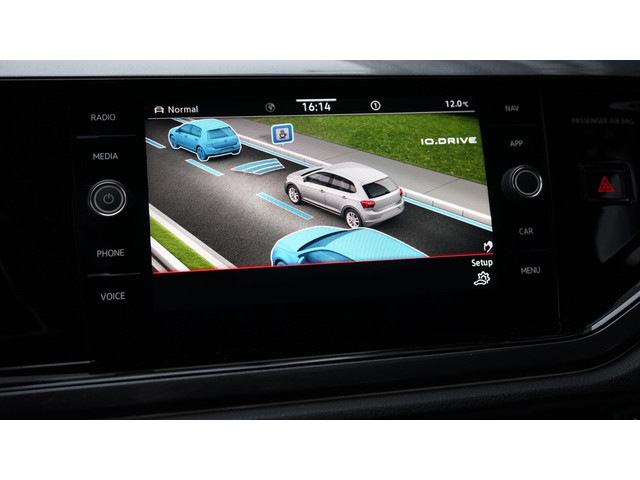 Volkswagen Polo 2.0 TSI GTI AUTOMAAT-ACC-BEATS-CAMERA-CARPLAY-KEYLESS-LED-MODE-NAVIGATIE-PANORAMA-VIRTUEEL