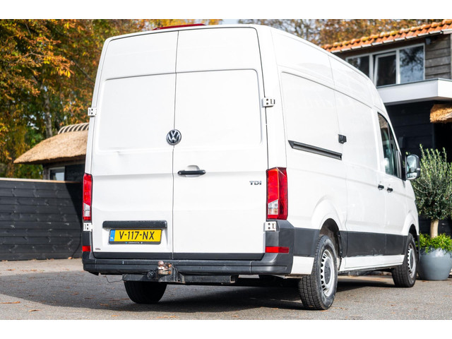 Volkswagen Crafter 35 2.0 TDI L3H3 Trekhaak I 3 Zitplaatsen I Cruise I Airco I Navigatie I Bluetooth I Dealeronderhouden