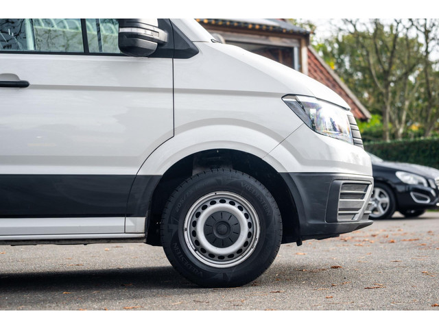 Volkswagen Crafter 35 2.0 TDI L3H3 Trekhaak I 3 Zitplaatsen I Cruise I Airco I Navigatie I Bluetooth I Dealeronderhouden