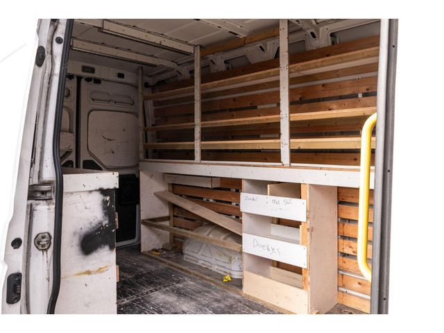 Volkswagen Crafter 35 2.0 TDI L3H3 Trekhaak I 3 Zitplaatsen I Cruise I Airco I Navigatie I Bluetooth I Dealeronderhouden