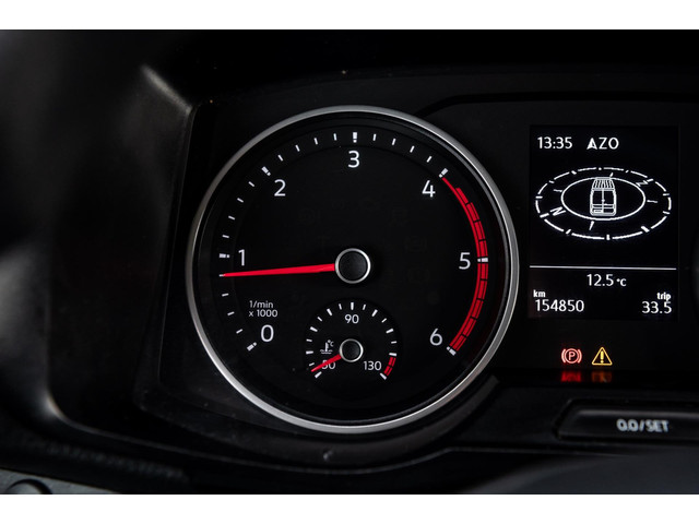 Volkswagen Crafter 35 2.0 TDI L3H3 Trekhaak I 3 Zitplaatsen I Cruise I Airco I Navigatie I Bluetooth I Dealeronderhouden