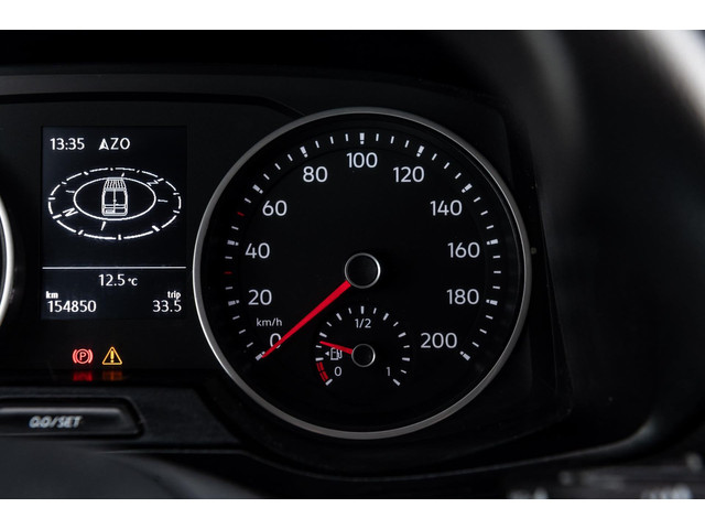 Volkswagen Crafter 35 2.0 TDI L3H3 Trekhaak I 3 Zitplaatsen I Cruise I Airco I Navigatie I Bluetooth I Dealeronderhouden