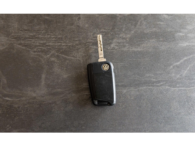 Volkswagen Crafter 35 2.0 TDI L3H3 Trekhaak I 3 Zitplaatsen I Cruise I Airco I Navigatie I Bluetooth I Dealeronderhouden