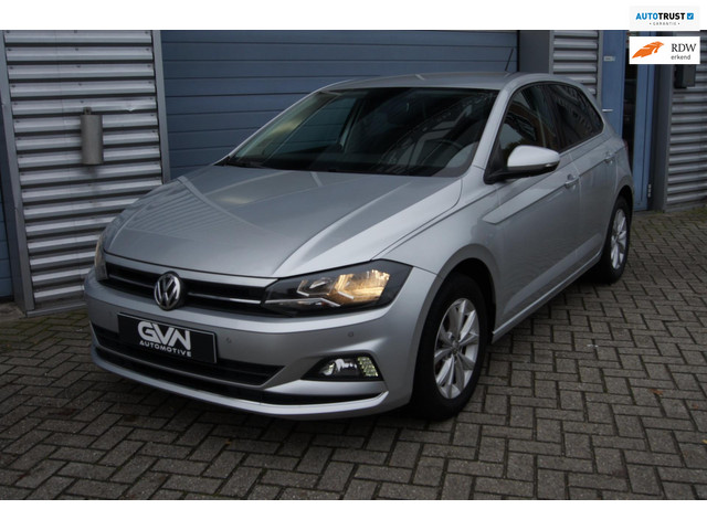 volkswagen-polo-1.0-tsi-comfortline---navi---climatronic---acc---pdc---carplay---2018