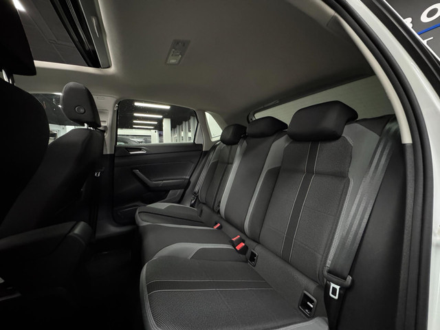 Volkswagen Polo 1.0 TSI Highline |Stoelverwa. | PDC | PANO |