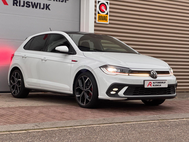 volkswagen-polo-2.0-tsi-gti-xenon-virtual-applecarplay-acc