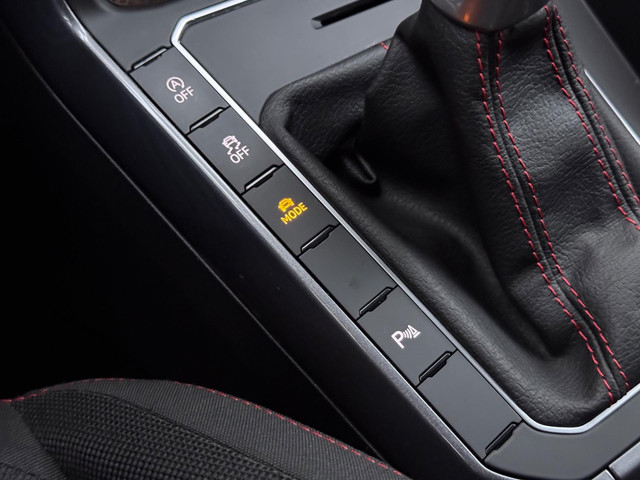 Volkswagen Polo 2.0 TSI GTI Xenon Virtual AppleCarPlay Acc