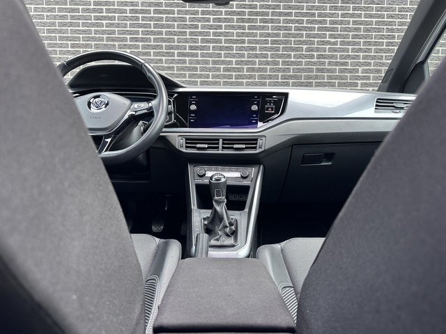 Volkswagen Polo 1.0 TSI Highline Business R | Panoramadak | Camera | Navigatie | DAB+