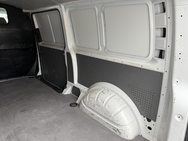 Volkswagen e-Transporter 113PK L2H1 138KM WLTP 37,3kWh 100% Elektrisch ABT E-transporter 3 Stoelen Trekhaak Airco Carplay Camera Parkeersensoren voor ach