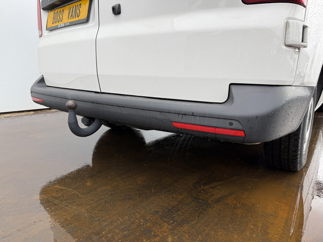 Volkswagen e-Transporter 113PK L2H1 138KM WLTP 37,3kWh 100% Elektrisch ABT E-transporter 3 Stoelen Trekhaak Airco Carplay Camera Parkeersensoren voor ach