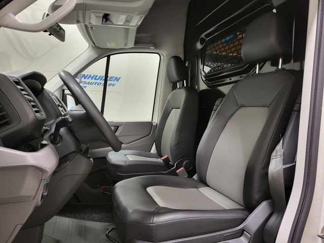 Volkswagen Crafter 2.0TDI 140pk L3 H3 3000kg Trekkracht Euro 6!