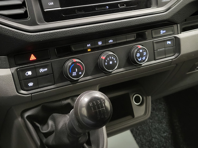 Volkswagen Crafter 2.0TDI 140pk L3 H3 3000kg Trekkracht Euro 6!