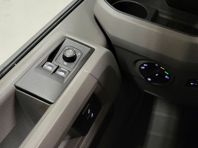 Volkswagen Crafter 2.0TDI 140pk L3 H3 3000kg Trekkracht Euro 6!