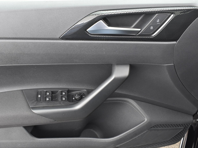 Volkswagen Polo 1.0 TSI Life · Apple Android Car Play · Navigatie · Getint Glas · Draadloze Oplader · 15'' Inch · Garantie t m 27-10-2027 of 100