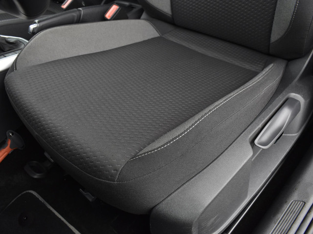 Volkswagen Polo 1.0 TSI Life · Apple Android Car Play · Navigatie · Getint Glas · Draadloze Oplader · 15'' Inch · Garantie t m 27-10-2027 of 100