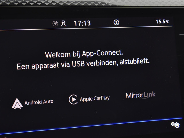 Volkswagen Polo 1.0 TSI Life · Apple Android Car Play · Navigatie · Getint Glas · Draadloze Oplader · 15'' Inch · Garantie t m 27-10-2027 of 100