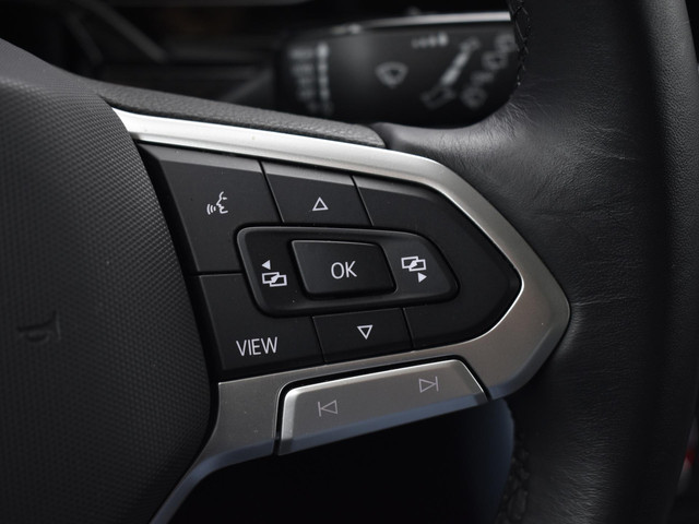 Volkswagen Polo 1.0 TSI Life · Apple Android Car Play · Navigatie · Getint Glas · Draadloze Oplader · 15'' Inch · Garantie t m 27-10-2027 of 100