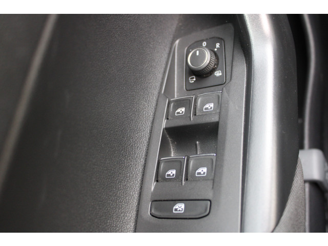 Volkswagen Polo 1.0 TSI Style | Adaptieve Cruise | Automaat | Panoramadak | Trekhaak