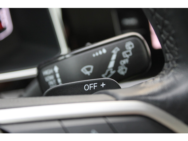 Volkswagen Polo 1.0 TSI Style | Adaptieve Cruise | Automaat | Panoramadak | Trekhaak