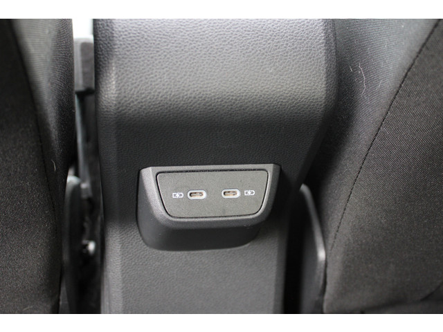 Volkswagen Polo 1.0 TSI Style | Adaptieve Cruise | Automaat | Panoramadak | Trekhaak