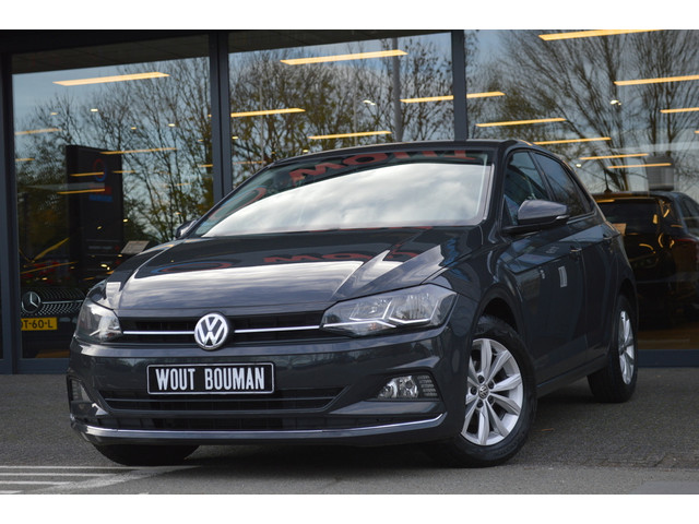 volkswagen-polo-1.0-tsi-highline-navi-carplay-pdc