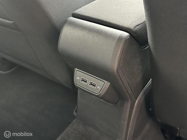 Volkswagen Polo 1.0 TSI 95PK DSG AUTOMAAT HIGHLINE CARPLAY CLIMATE CONROLE SFEERVERLICHTING PARKEERSENSOREN NETTE AUTO!!