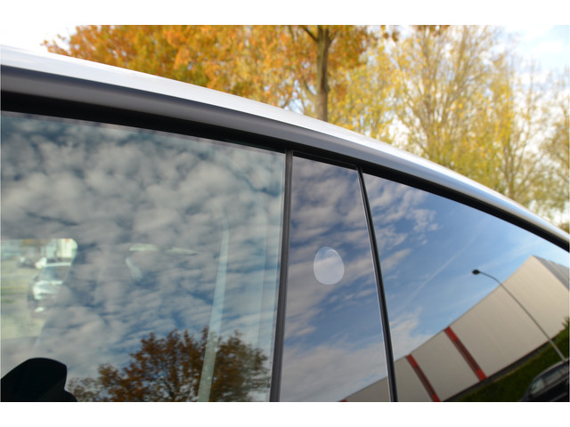 Tesla Model Y RWD 58 kWh AutoPilot4.0, LFP Accu