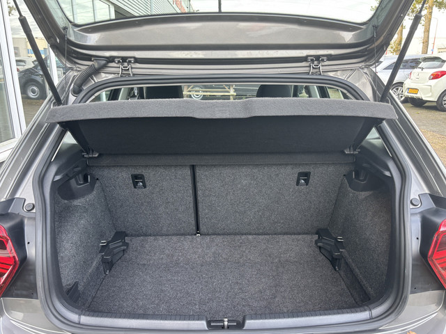 Volkswagen Polo 1.0 TSI Highline Business | Parkeer Sensoren | Stoelverwarming | Navi | Cruise